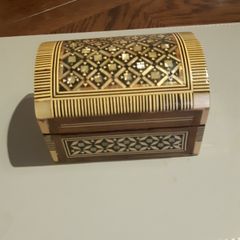Trinket box