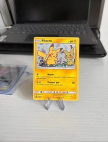 pikachu SM162 pokemon card