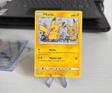 pikachu SM162 pokemon card