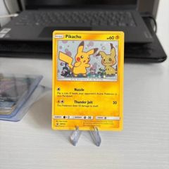 pikachu SM162 pokemon card