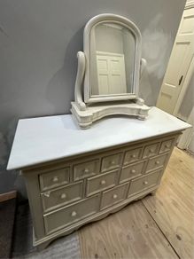 chest of drawers and mirror