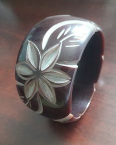 Carved Acrylic - Resin - Bangle