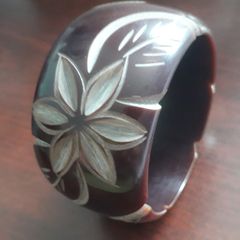 Carved Acrylic - Resin - Bangle