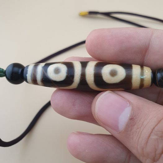 Vintage 3 Eyes Himalayan Tibetan Agate Dzi Bead Amulet
