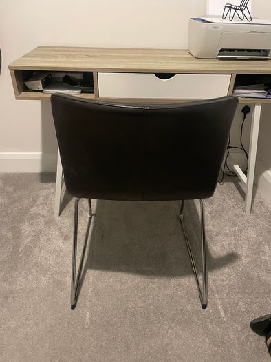 Office desk and chair