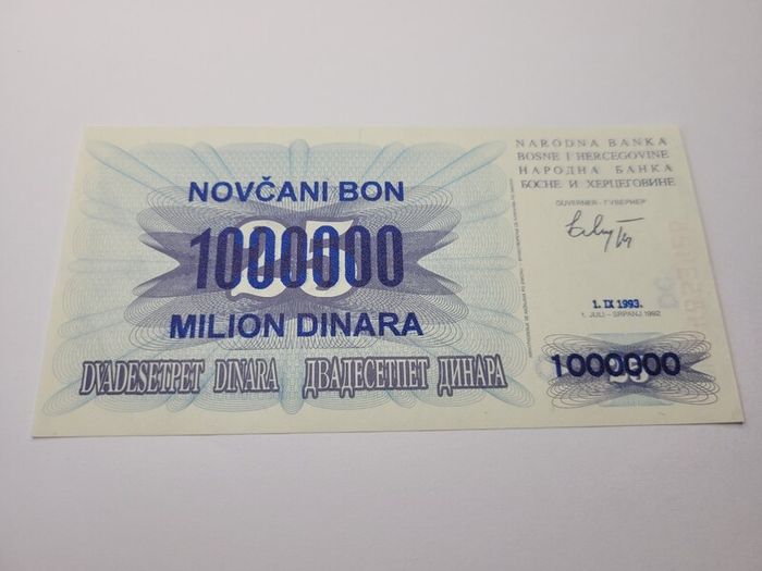 Bosnia - Herzegovina  100,000-100.000,000 Dinara, 1992-1994, 6 notes