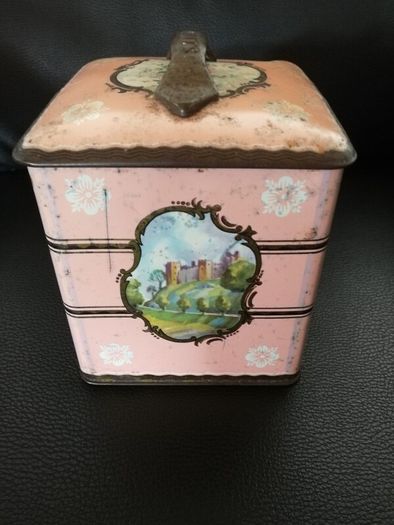 vintage biscuit tin