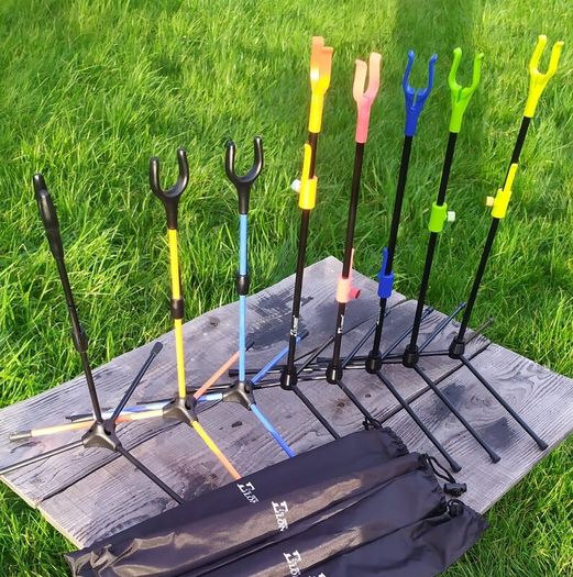 Archery Bow, 68" Carbon Recurve ILF +3arrows