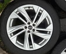 20" Genuine Audi Q7 S Line Alloys with tyres