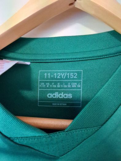 Manchester United Jersey.  Official Adidas Pre Match Warm Up Jersey. Boys Girls Age 11 To 12 Years. Collect In Dublin Or Receive Via Post.