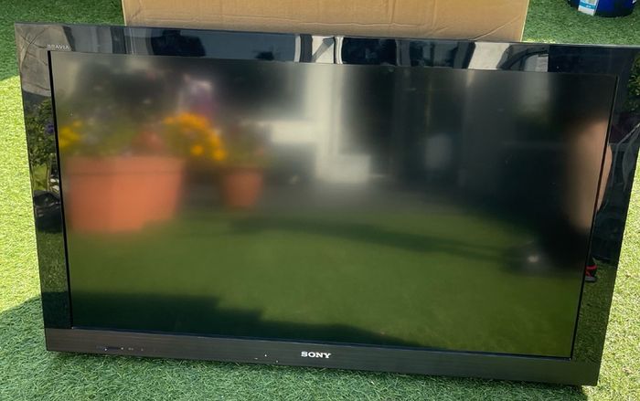 Sony Bravia 40 LCD TV