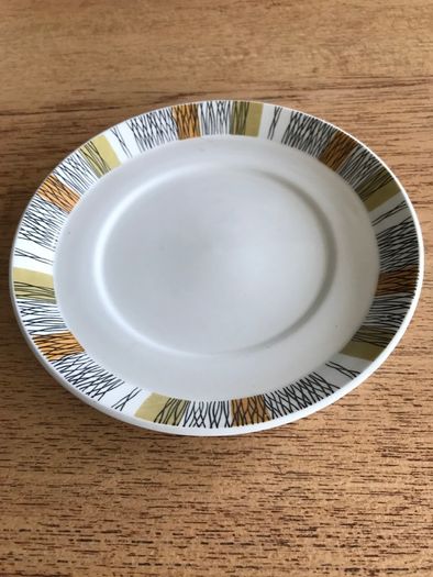 Vintage Retro Sienna Midwinter Saucer