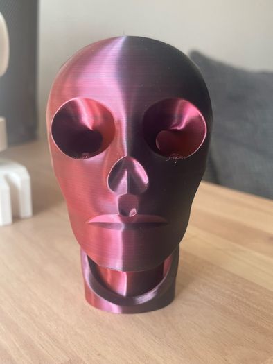 Skull ornament