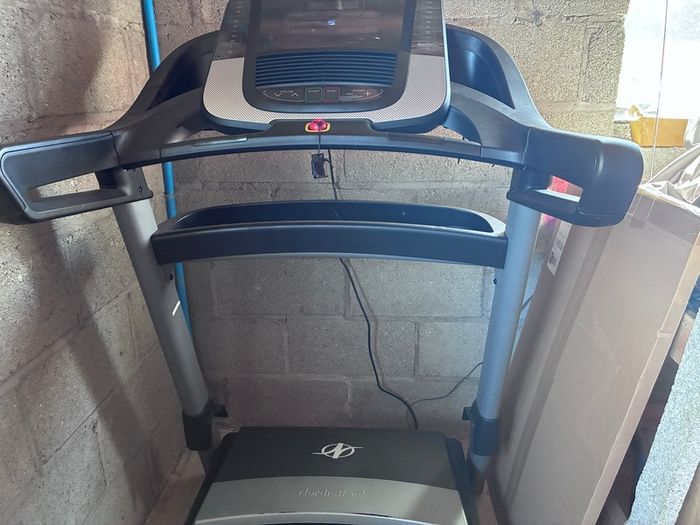 Nordic Trak S25i Treadmill