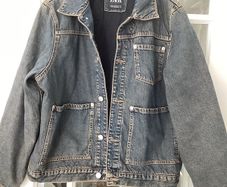 Men's Zara Denim Jacket. Size Large.