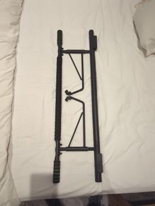 Pull up bar