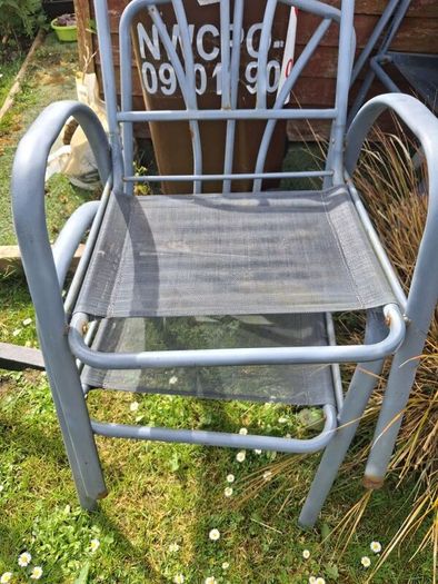 PATIO table and 4 chairs
