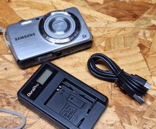 Samsung PL22 14MP Digital Camera with 5x Optical Zoom - 41146
