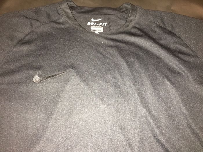 Nike T Shirt Dri Fit Authentic Football