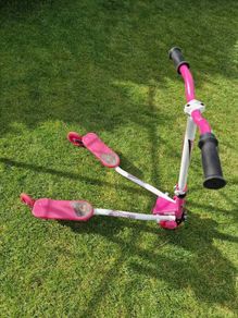three wheel scooter