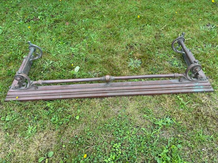 Enhance your hearth with this authentic Victorian brass fender