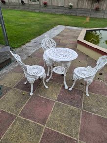 cast iron bistro set