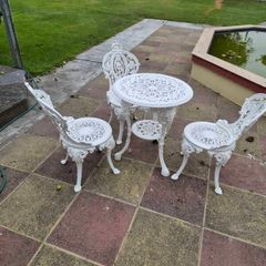 cast iron bistro set