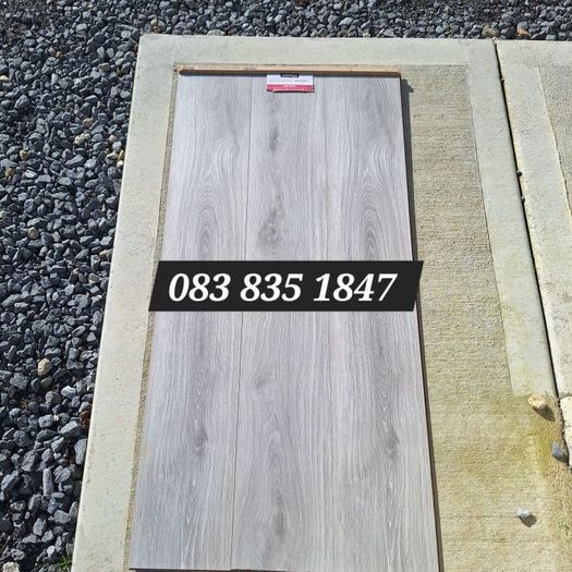 samsun oak 8MM Laminated Flooring supply&fit available