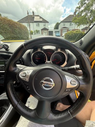 2016 Nissan Juke - Manual