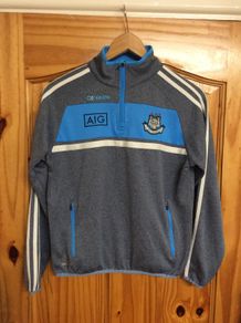 Dublin GAA. Official Oneills Youths Age 13 Training Top Drill Top. Collect In Dublin Or Receive Via Post.