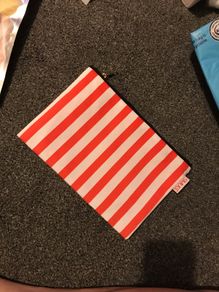 Smug make up bag