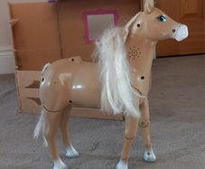 barbie horse and stable