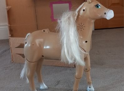 barbie horse and stable
