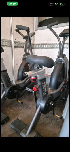 Assault bikes with monitors