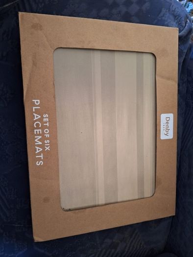 Set of 6 Denby placemats