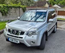 2011 Nissan X-Trail 2.0 dCi (Top Spec 4WD)  LONG