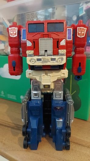 Transformer optimus prime 2002