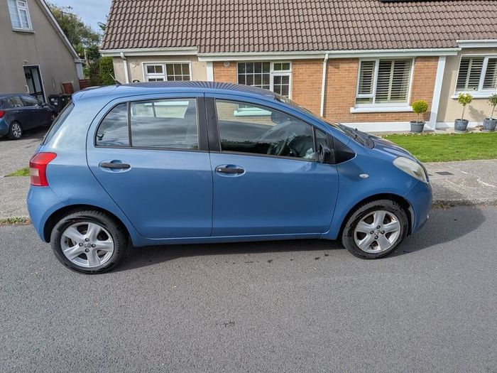 2009 Toyota Yaris  Ideal Mechanic / DIY Project