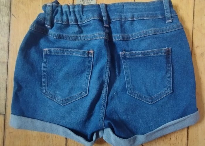 Shorts size 7 -8 BNWT