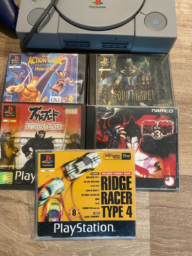 PS console and games 7502