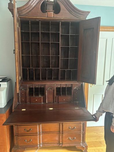 Gorgeous Mahogany Writing Bureau