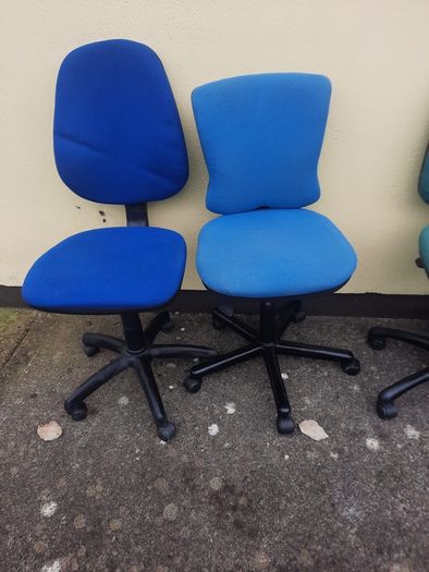 Office furniture clearance