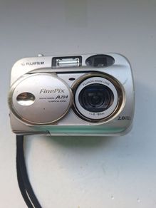 Fujifilm FinePix A204 digital camera