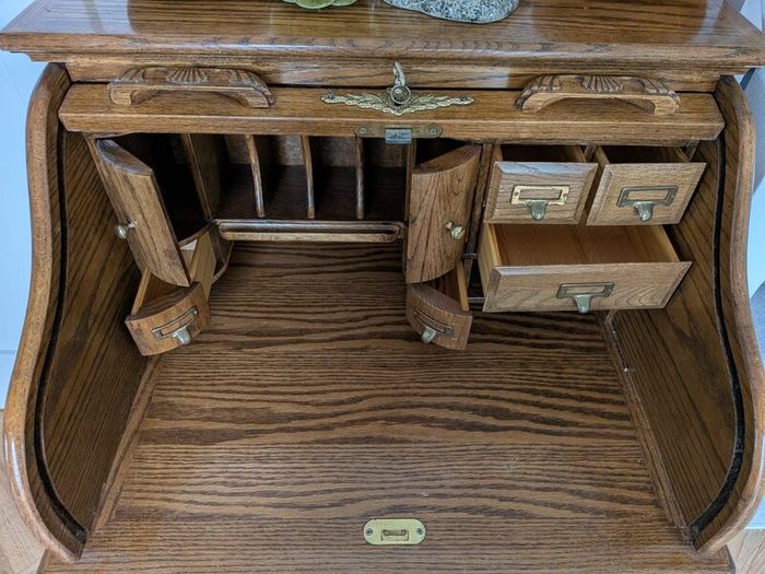 Beautiful Oak Roll-Top Writing Bureau  350 ONO