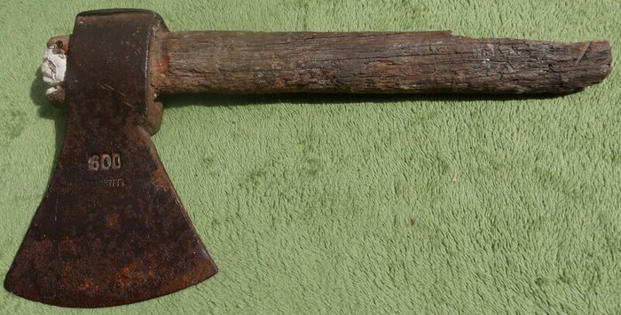 Vintage Tomahawk