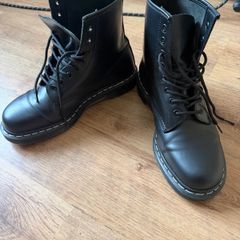 Dr. Martens Smooth Leather Size 43