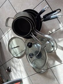 Set of saucepans, frying pan and wok