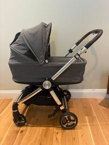 Mamas and Papas Strada Puschair Travel Bundle