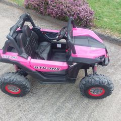 Ground Commander 24v Electric ride on Jeep