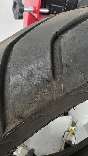 Bridgestone Battlax Adventure 170/60/17